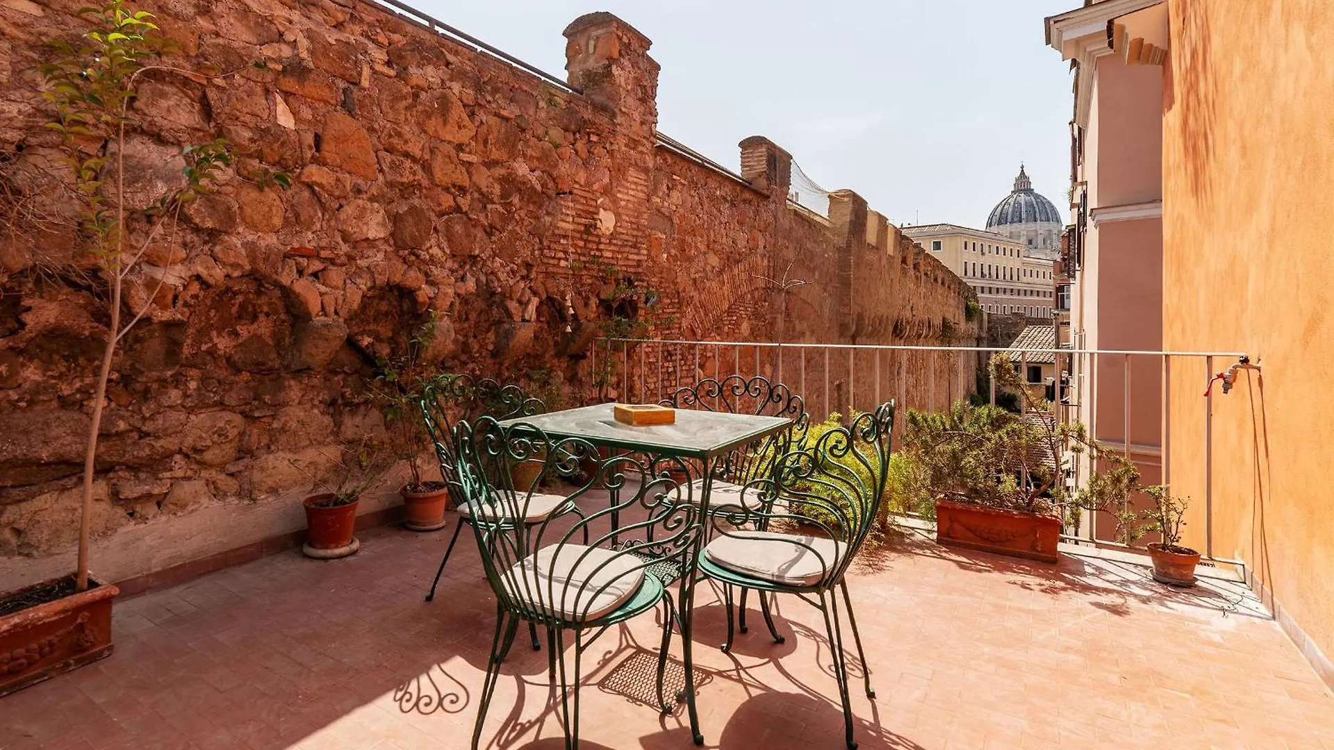 2 Bedroom Flat With Vatican Terrace روما 0*,